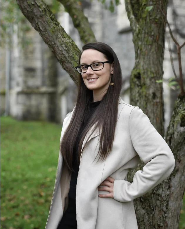 Bryhnn Freitas, Osteopathic Manual Practitioner.